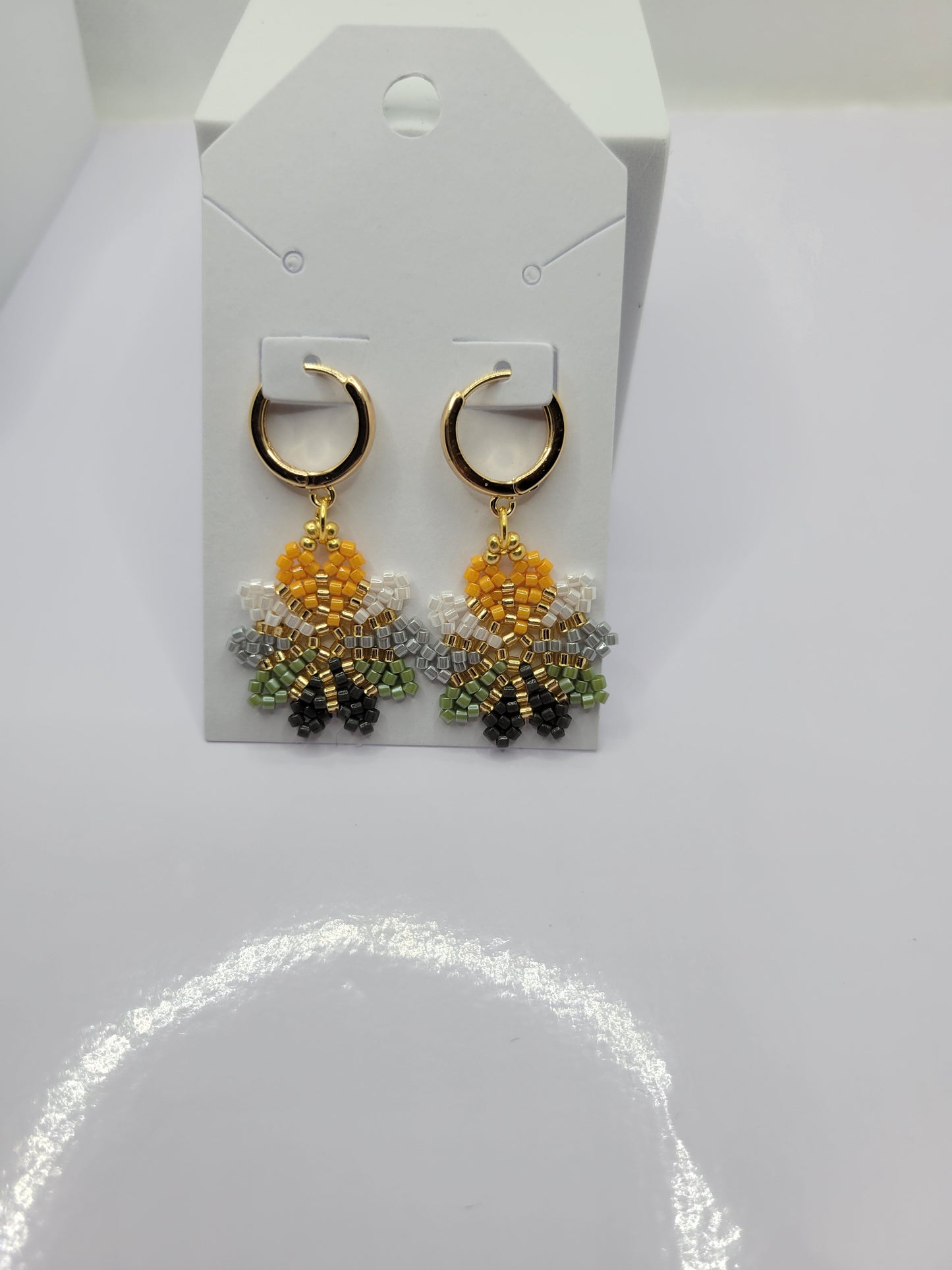 Seed bead pinwheel earrings