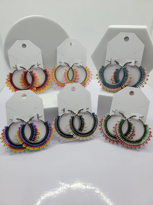 Multi-colored seed bead hoop earring