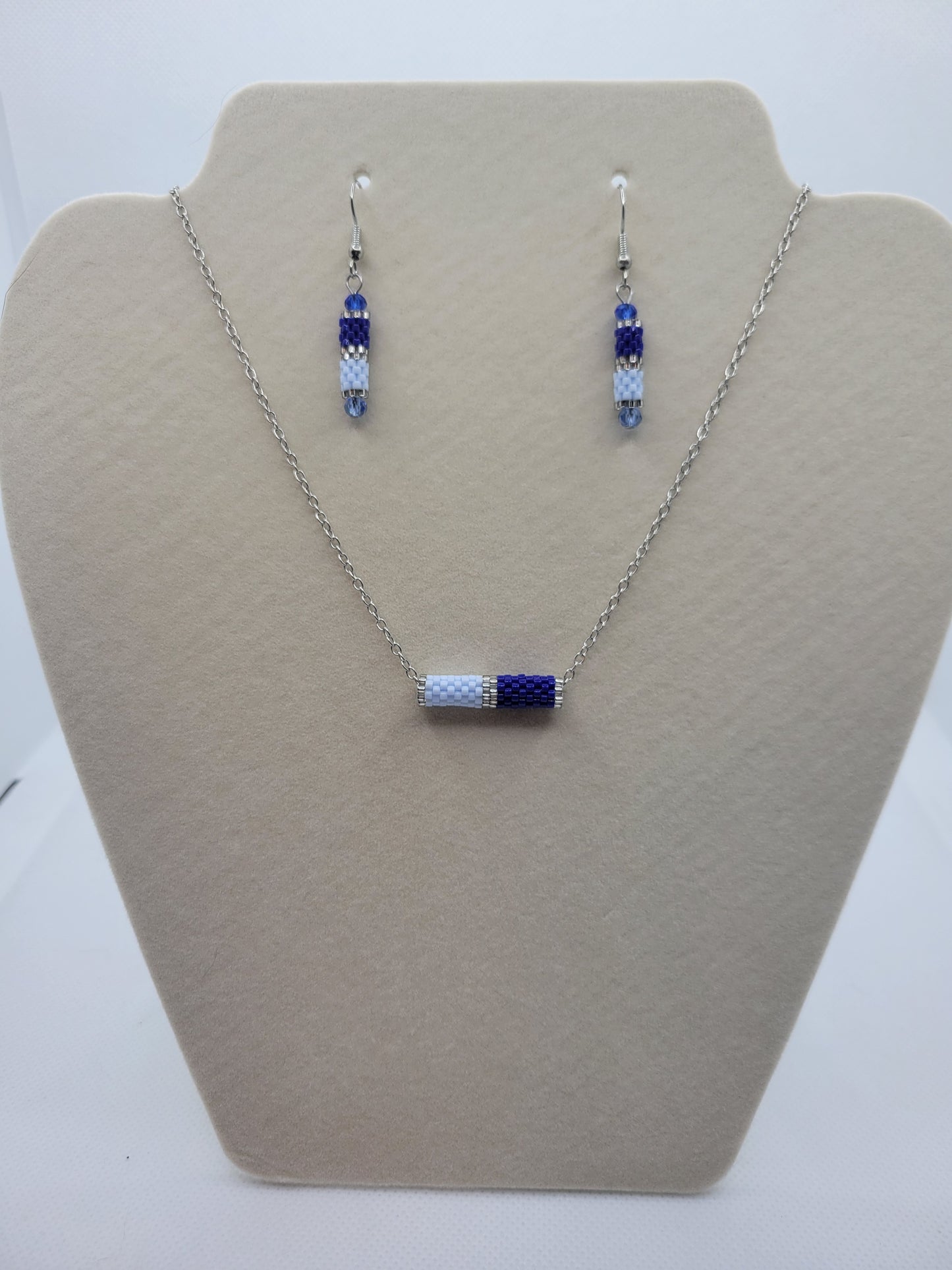 Handmade peyote necklace and earrings set